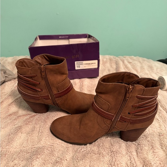 Madden Girl Brown Ankle Booties - Picture 3 of 4
